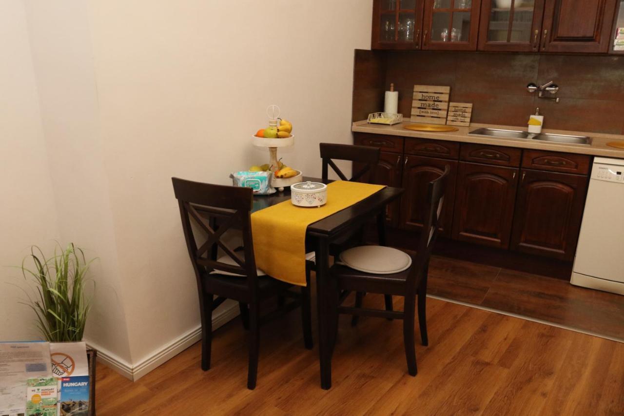 Hedi Apartman Miskolc Exterior photo